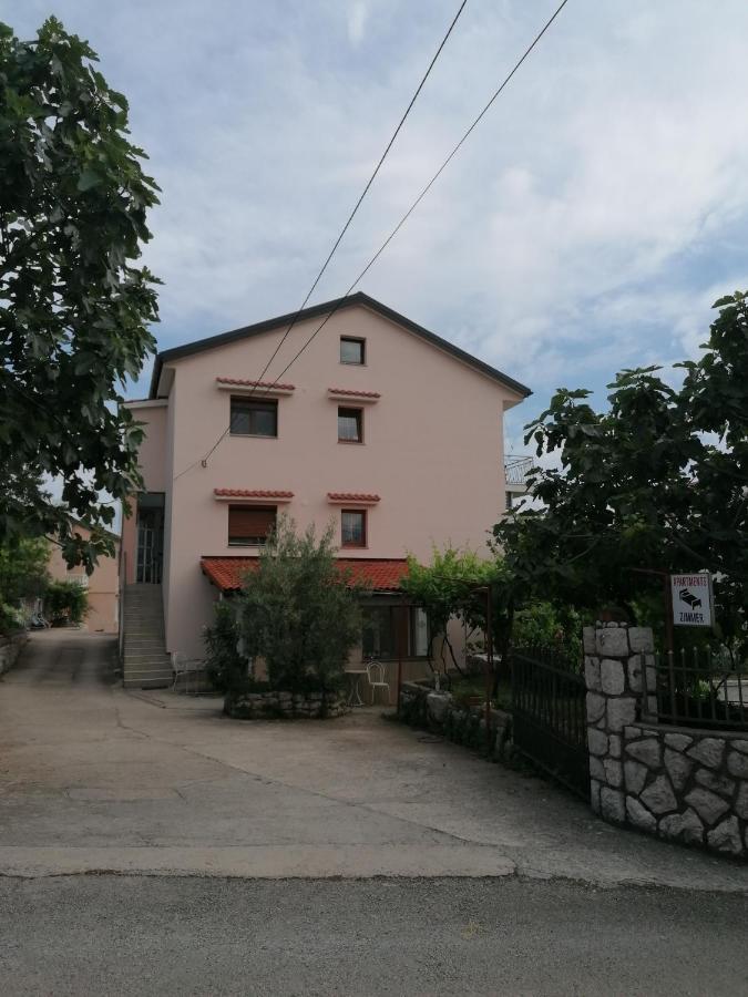 Apartment Lucija Кострена Экстерьер фото
